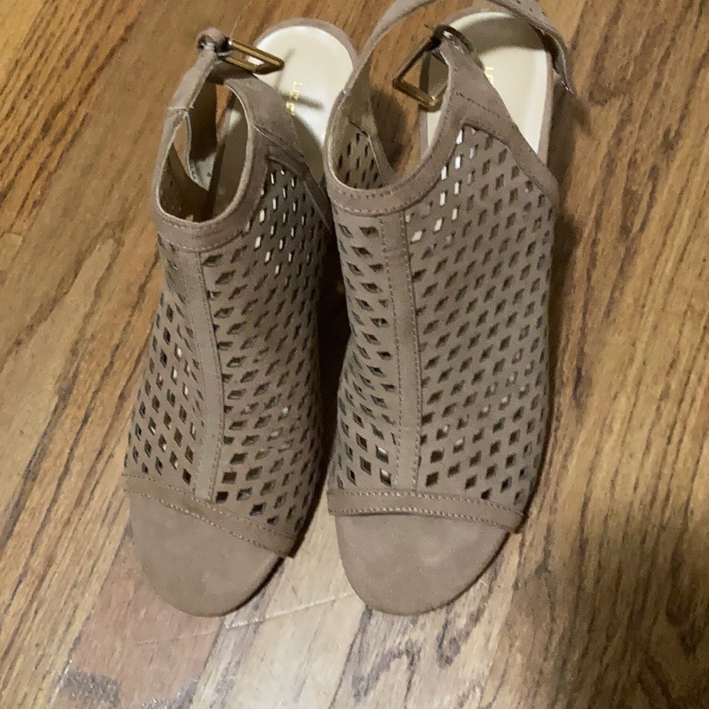 Liz Claiborne—worn once